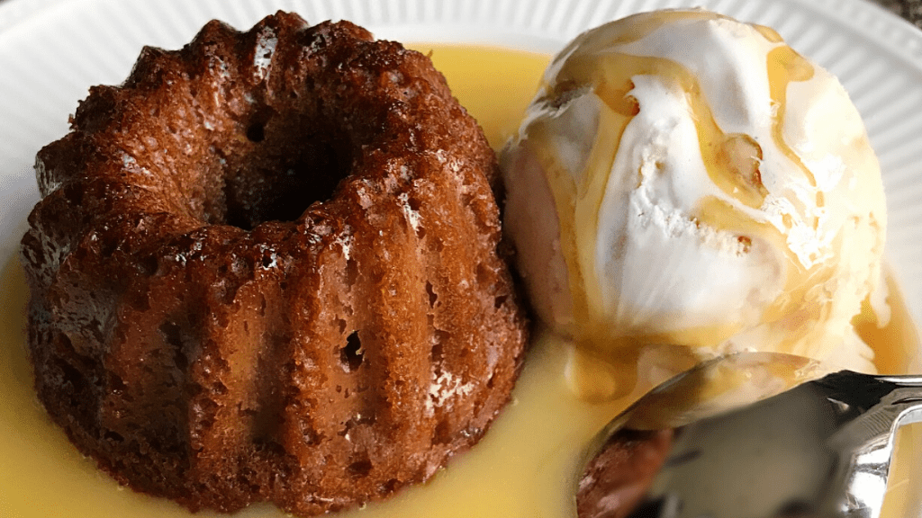 Kadealo, African desserts to die for, Malva Pudding, South Africa