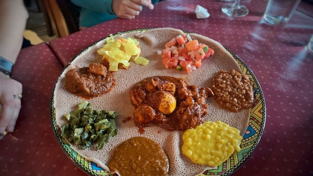 Kadealo, Mouth-Watering African Dishes, Injera and Tibs, Ethiopia